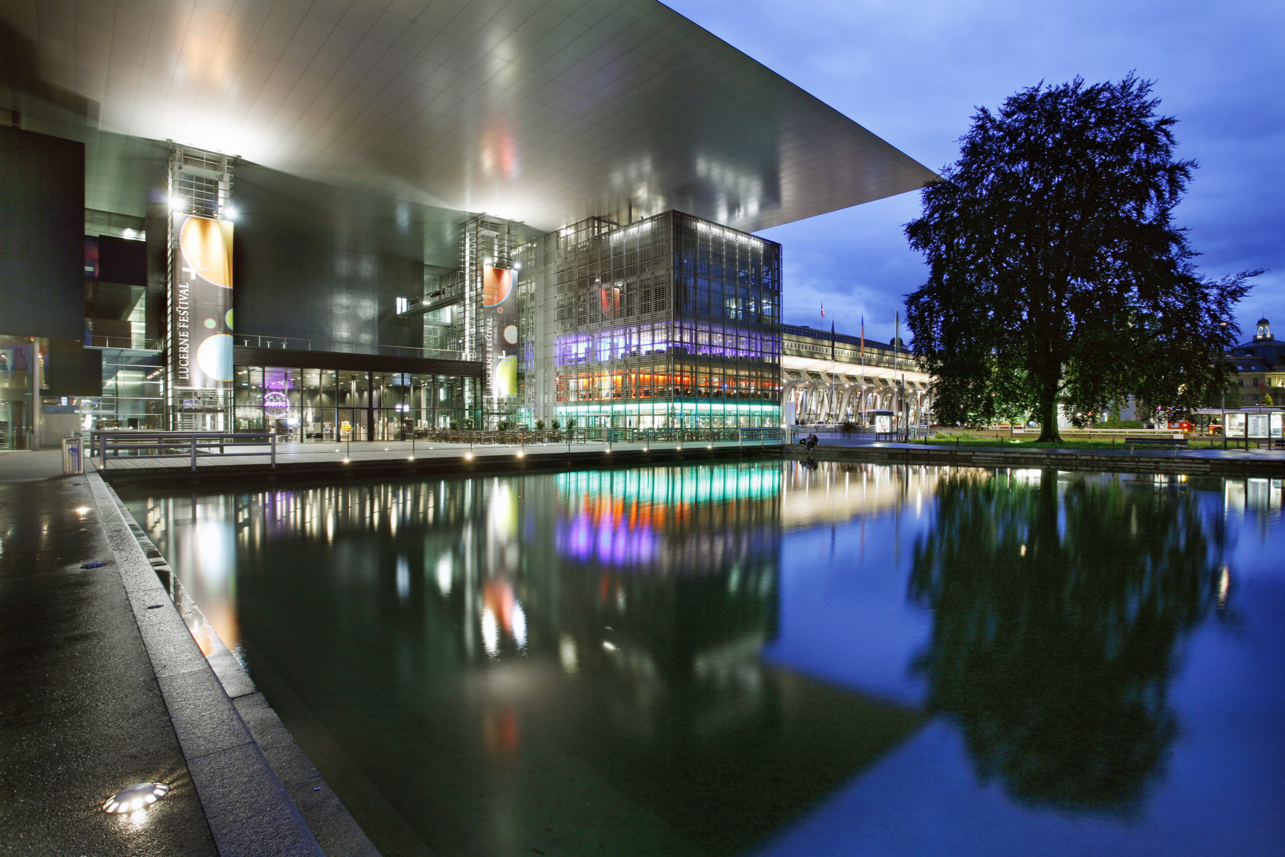 KKL Luzern, Lucerne Festival 2010   Foto: Elge Kenneweg   www.elgekenneweg.ch
